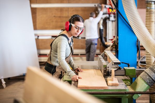 Dressing wood