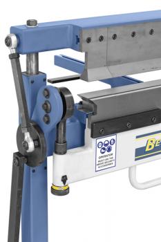 Bernardo Schwenkbiegemaschine mit segm. Ober-,Unter- und BiegewangeMultibend 1260