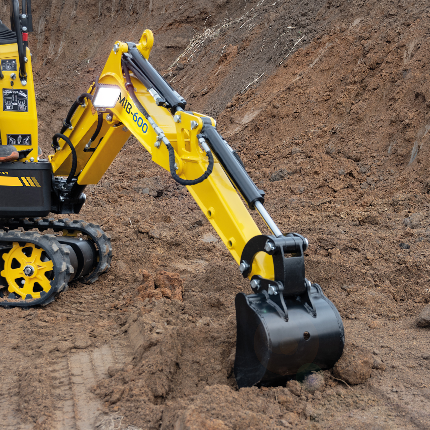 BAMATO 400 mm Humusschaufel für Minibagger MIB-600
