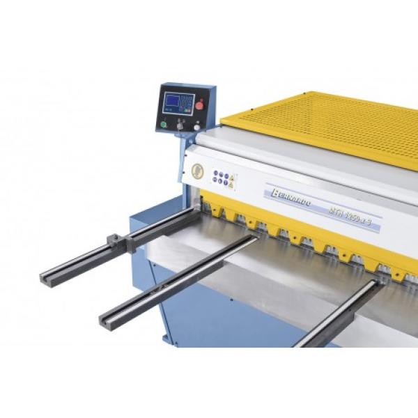 Bernardo MTH 2500 x 3 Motorische Tafelschere