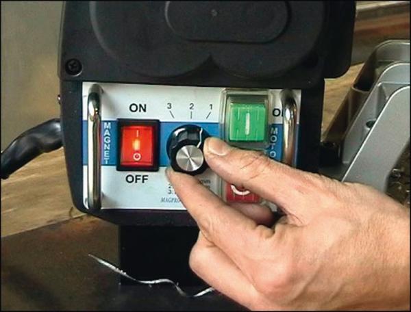 ELMAG MAGPRO 35 Semi Automatic magnetic drilling machine